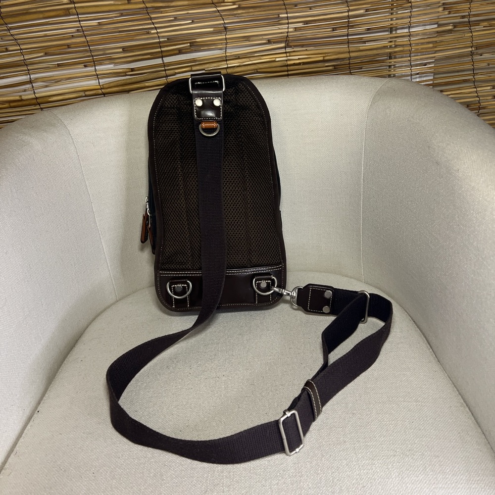 Harvest Label Black & Brown Men's Sling Belt Bag with Leather Trim - Picture 2 of 8